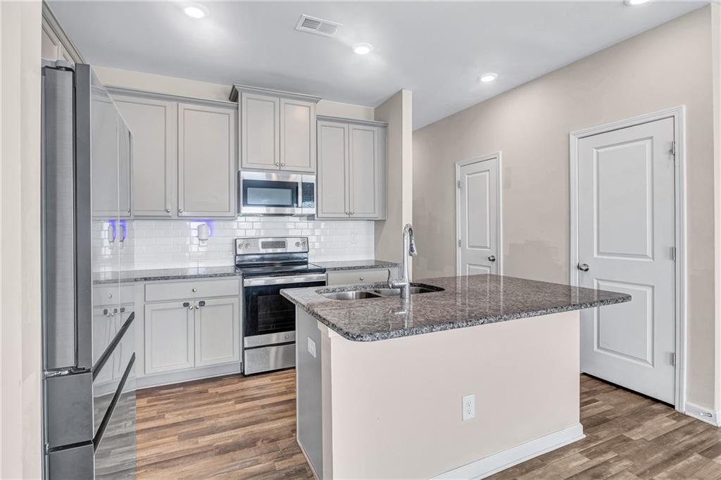 585 Mcwilliams Road 903