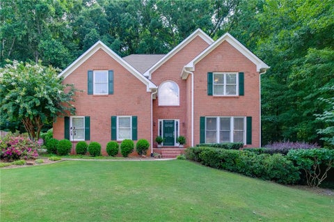 Homes For Sale - 651 Sweetfern Lane<br/> Gwinnett County, Buford, GA 30518