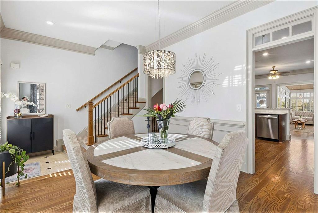 Photo of 941 Persimmon Point, Atlanta, GA 30328 (MLS # 7785954)