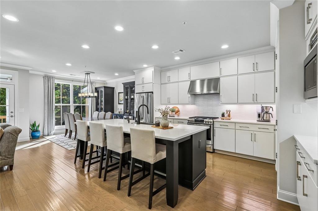 202 Phillips Lane