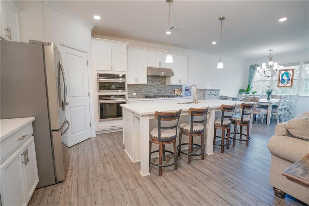 214 Hickory Bluffs Parkway