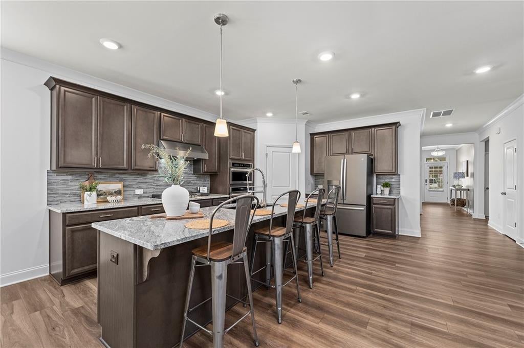 223 Hickory Bluffs Parkway