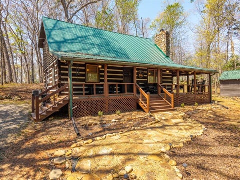 Homes For Sale - 33 Foxhound Drive<br/> Ellijay, GA 30540