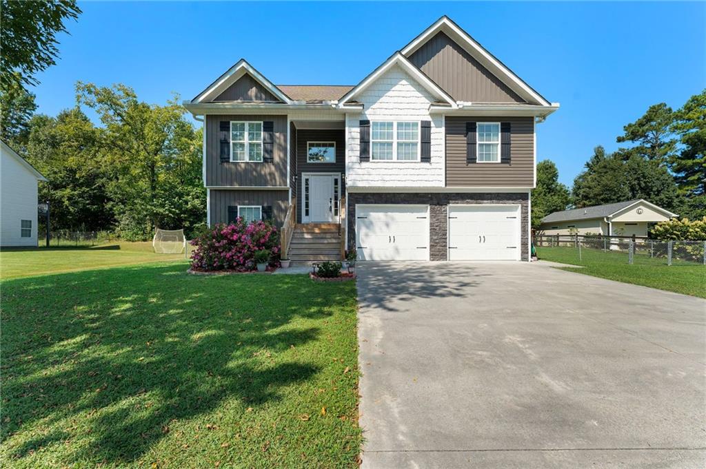 315 Wildwood Circle SE