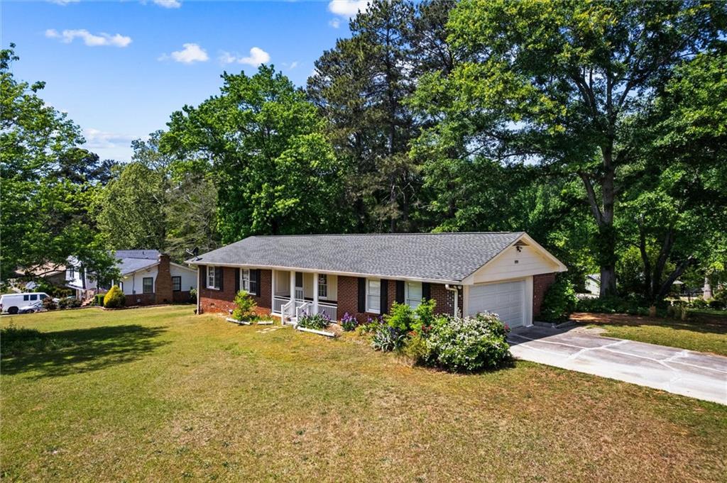 999 Chestnut Oak Court