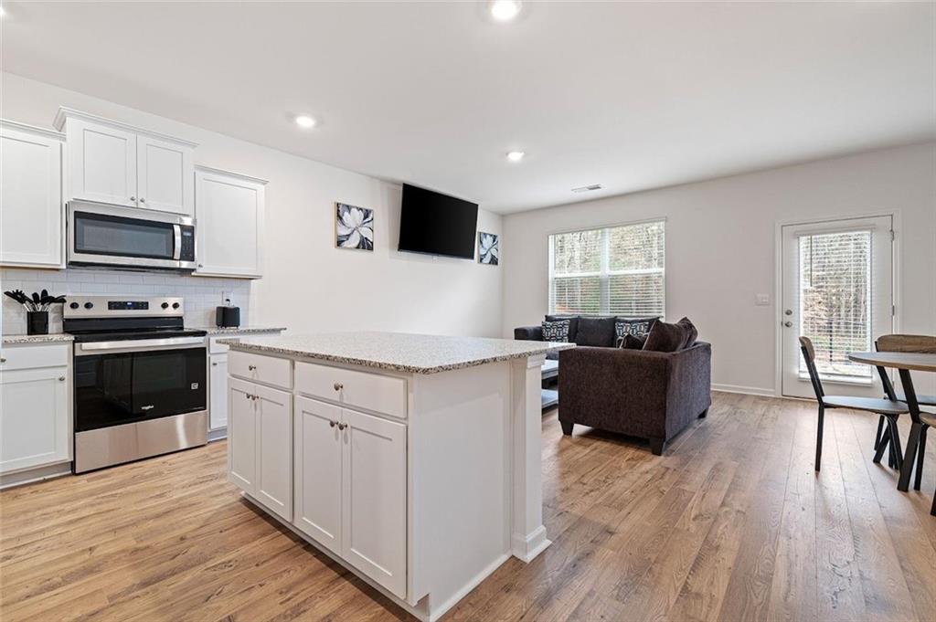 1396 Sweetshrub Place
