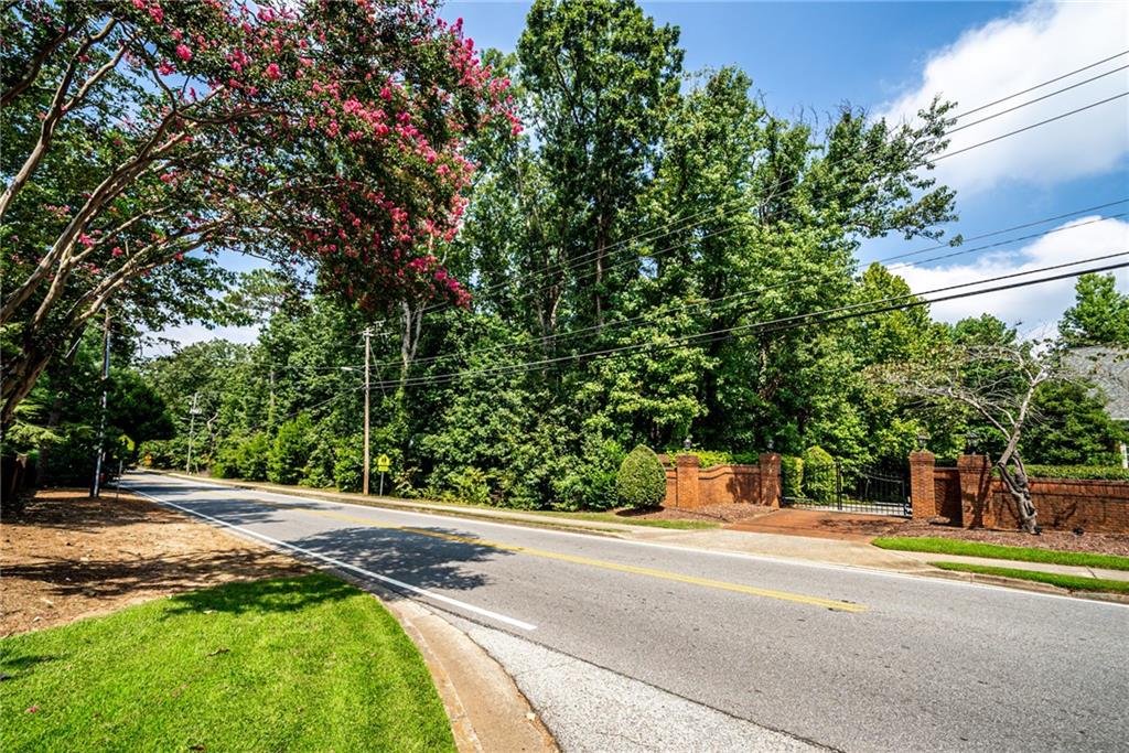 Mount Vernon Highway, Sandy Springs, Georgia image 7