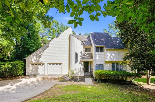 10285 TIMBERSTONE RD, JOHNS CREEK, GA 30022 - Image 389e860152ad2c53b55a9b69900a95e7/3907063866