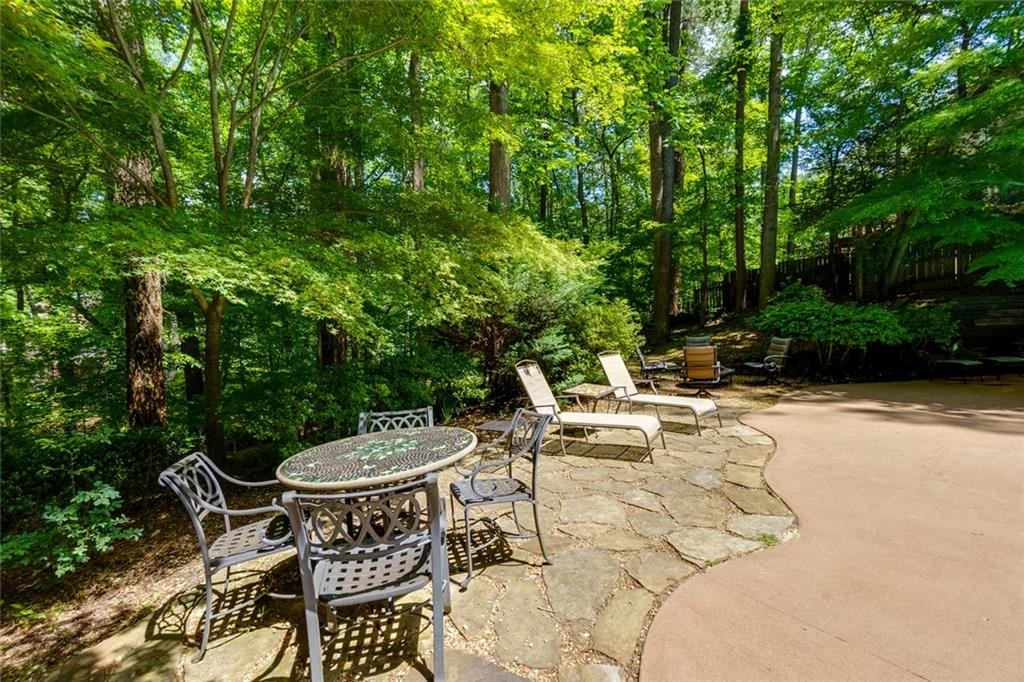 WILLOW POINT - Residential