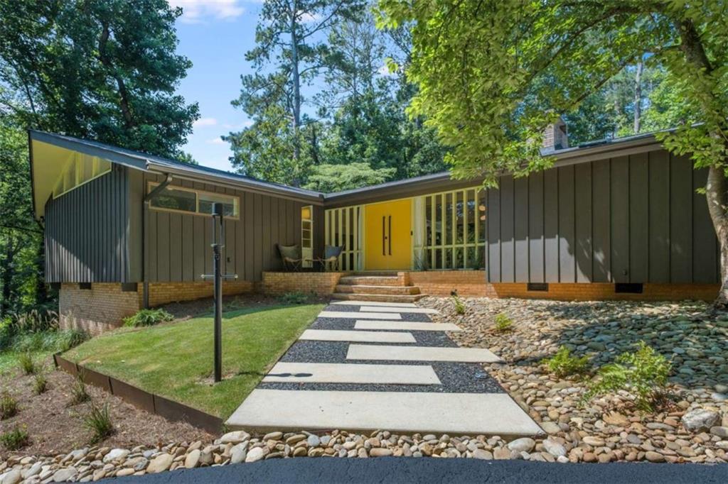 2066 Fairgreen Drive