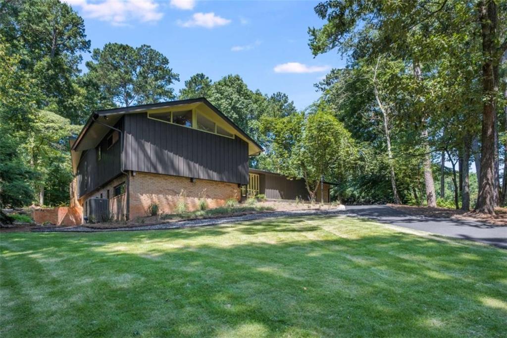 2066 Fairgreen Drive