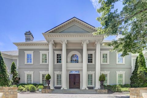 3594 Tuxedo Court NW Atlanta GA 30305