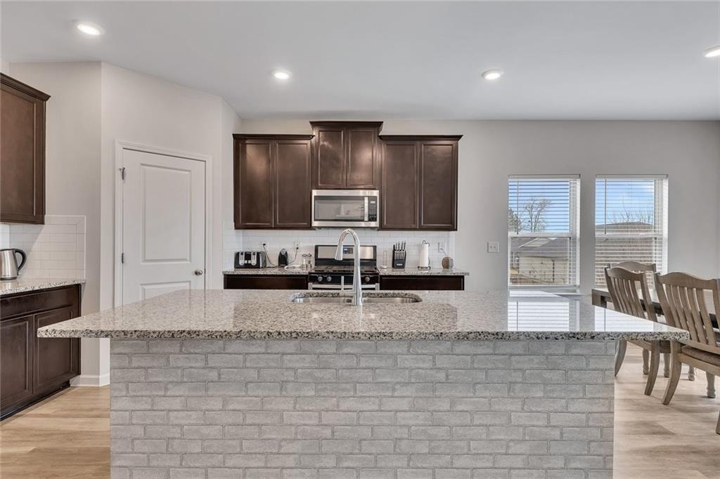 525 Appalachian Place, Canton, Georgia image 3