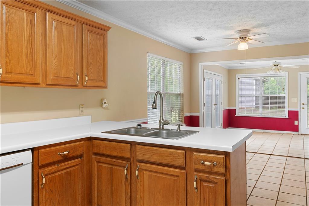 2881 Bridle Creek Drive, Conyers, Georgia image 11