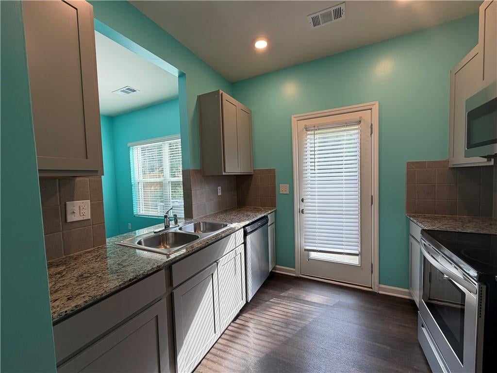 85 Chastain Circle