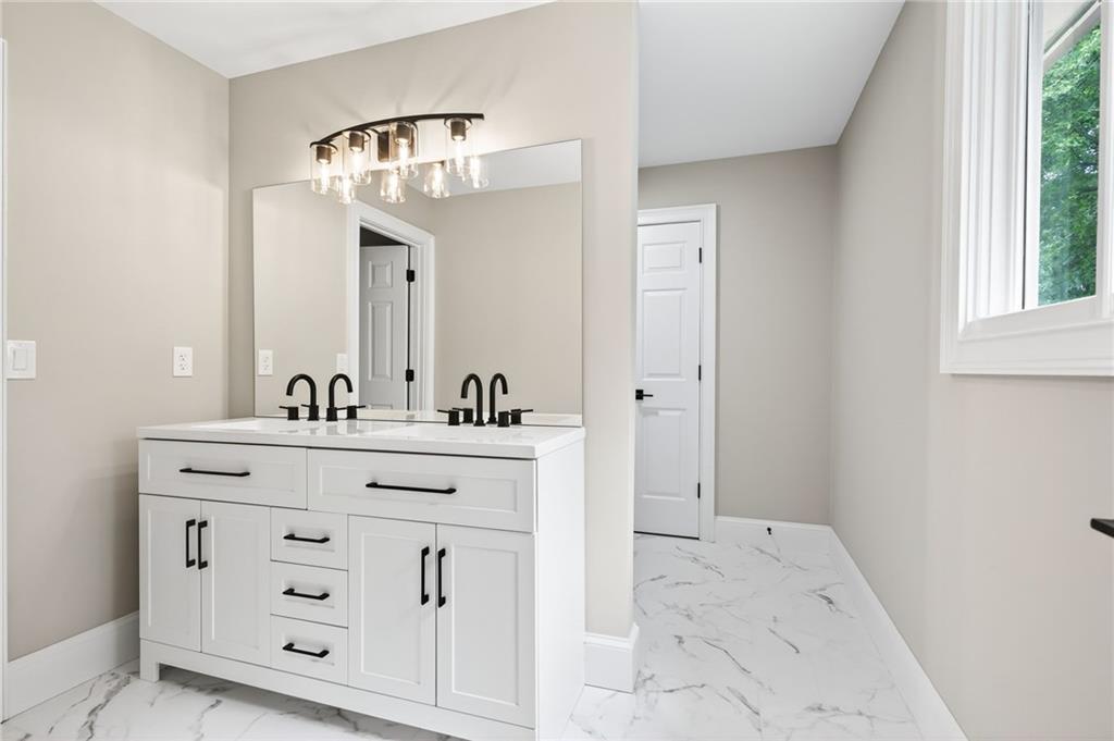Atlanta Country Club - Residential