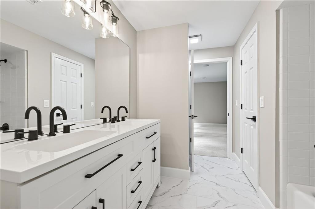 Atlanta Country Club - Residential