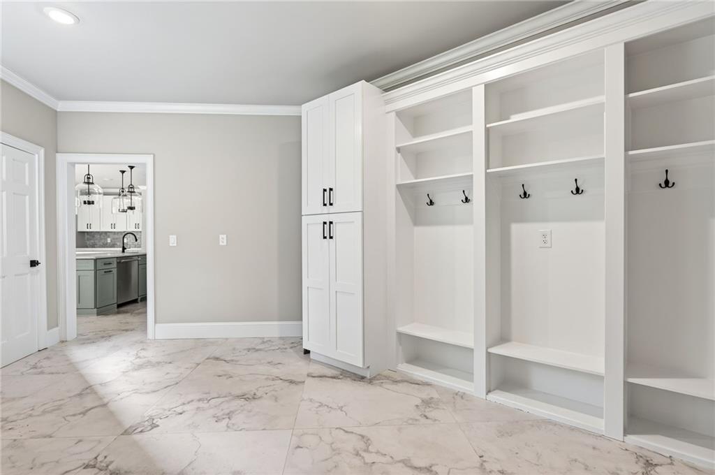 Atlanta Country Club - Residential