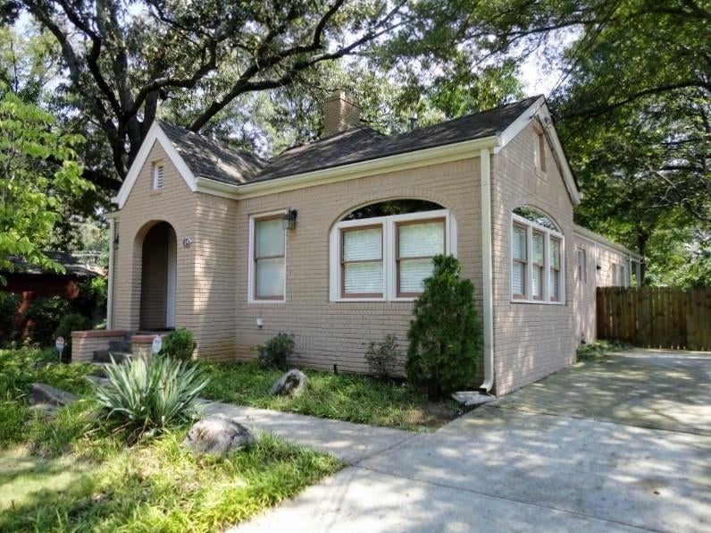 49 Leslie Street NE
