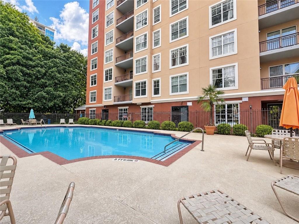 1101 Juniper Street NE 616