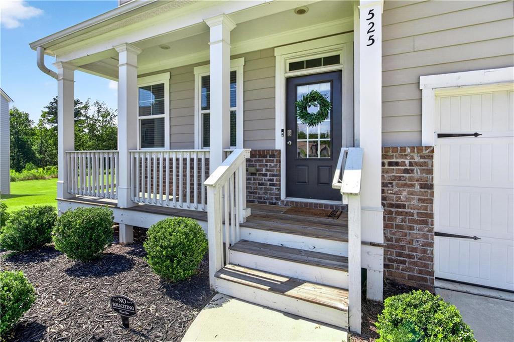 525 Sweet Bay Lane