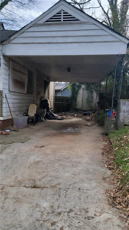 1070 Camilla Street SW