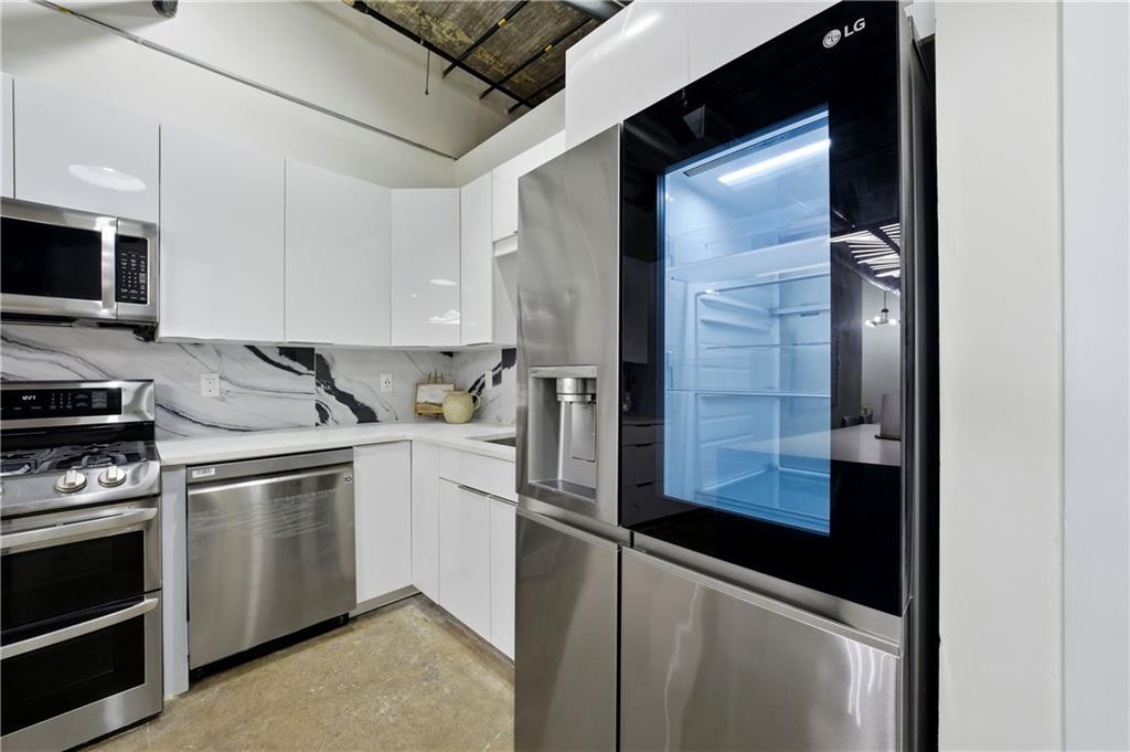 505 Whitehall Street SW 102