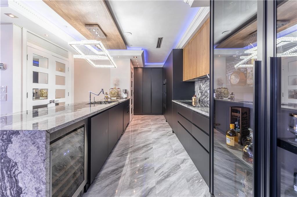 3334 Peachtree Road NE 1209, 1210