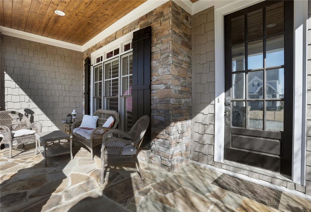 98 Twelve Oaks Drive SE