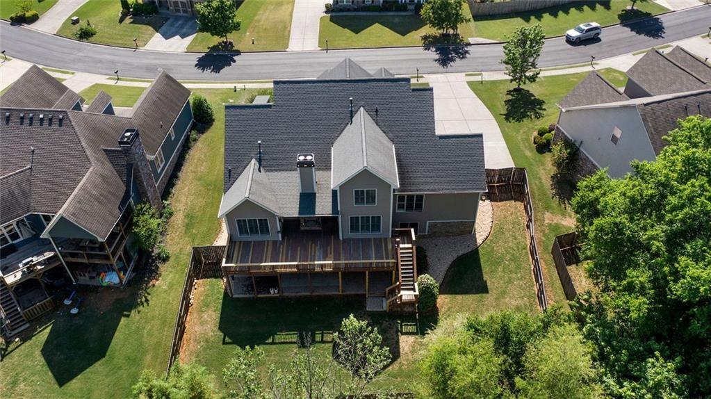 98 Twelve Oaks Drive SE