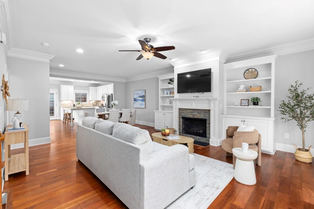 870 Cedar River Court