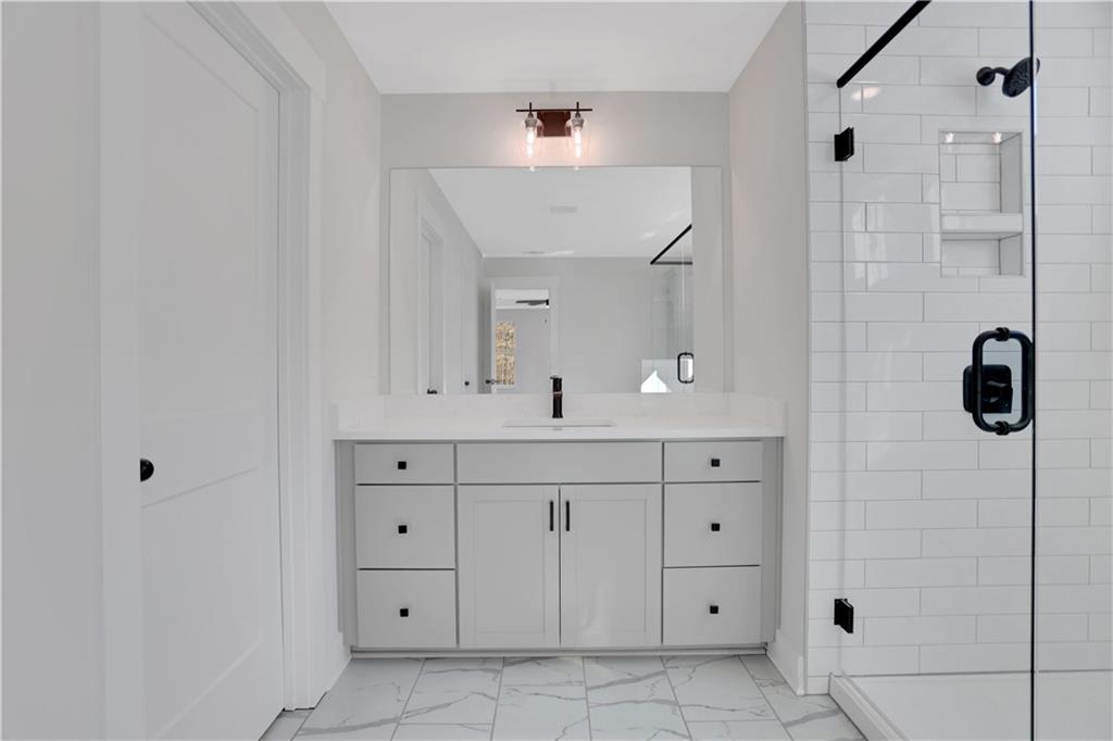 7000 Manchester Drive, Flowery Branch, Georgia image 37