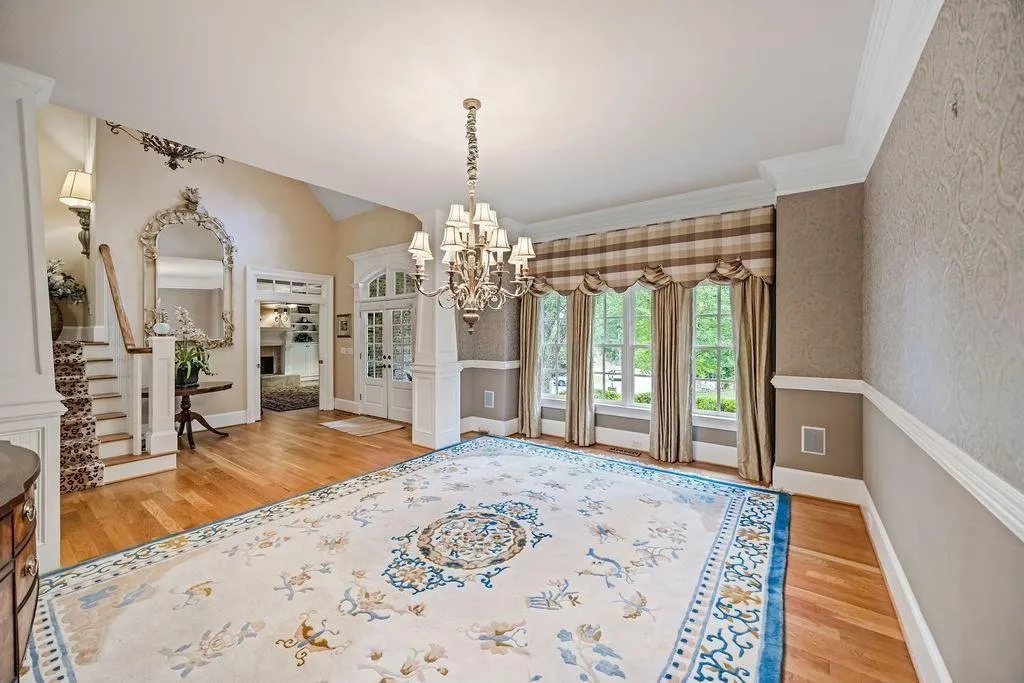 Canton, Georgia 30115, United States, 5 Bedrooms Bedrooms, ,6 BathroomsBathrooms,Residential,Active,214966