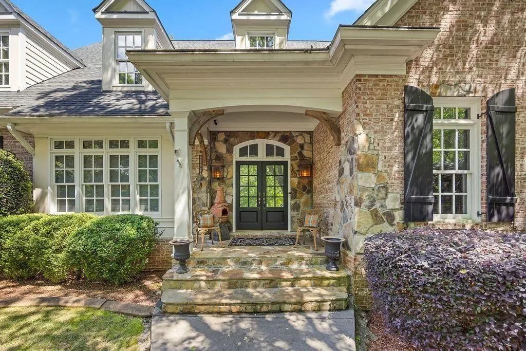 Canton, Georgia 30115, United States, 5 Bedrooms Bedrooms, ,6 BathroomsBathrooms,Residential,Active,214966