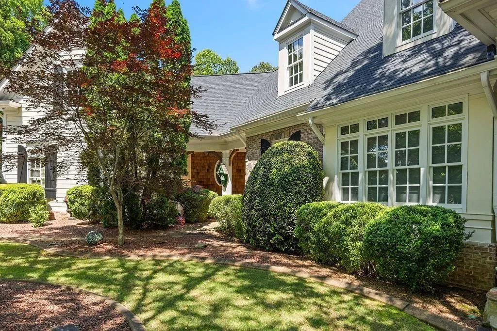 Canton, Georgia 30115, United States, 5 Bedrooms Bedrooms, ,6 BathroomsBathrooms,Residential,Active,214966