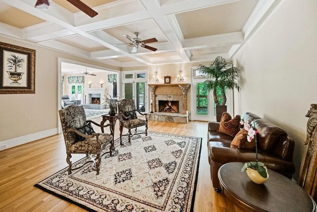 Canton, Georgia 30115, United States, 5 Bedrooms Bedrooms, ,6 BathroomsBathrooms,Residential,Active,214966