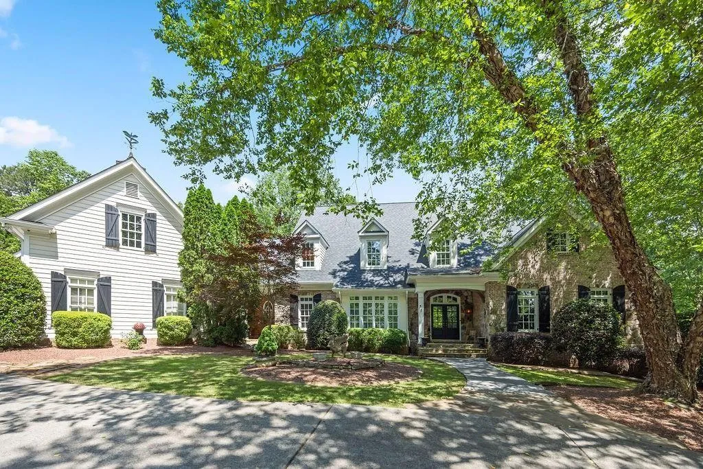 Canton, Georgia 30115, United States, 5 Bedrooms Bedrooms, ,6 BathroomsBathrooms,Residential,Active,214966