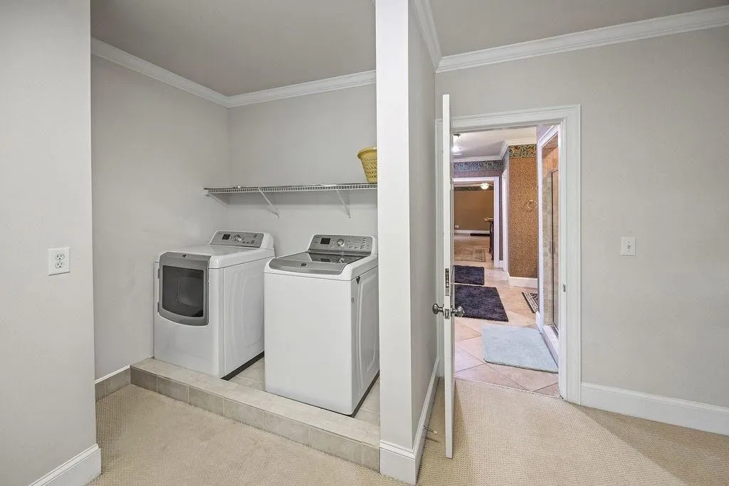 Canton, Georgia 30115, United States, 5 Bedrooms Bedrooms, ,6 BathroomsBathrooms,Residential,Active,214966