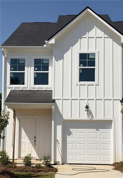 Townhouse For Sale - 321 Rolling Green Road<br/> Bartow County, Adairsville, GA 30103