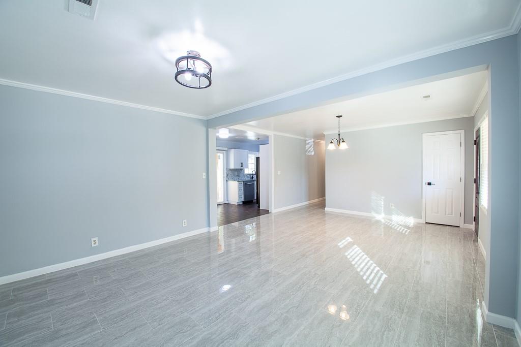 Rolling Hills - Residential