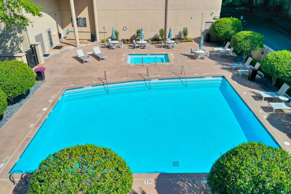 3475 Oak Valley Road NE 530