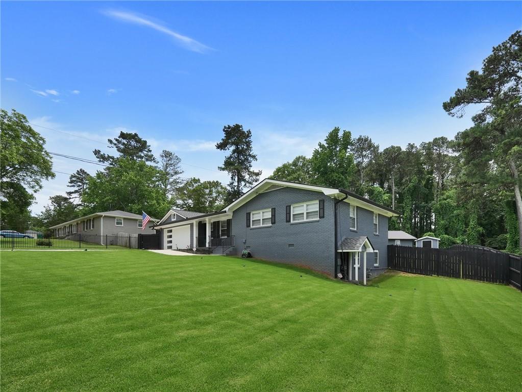 5521 Joeclay Drive