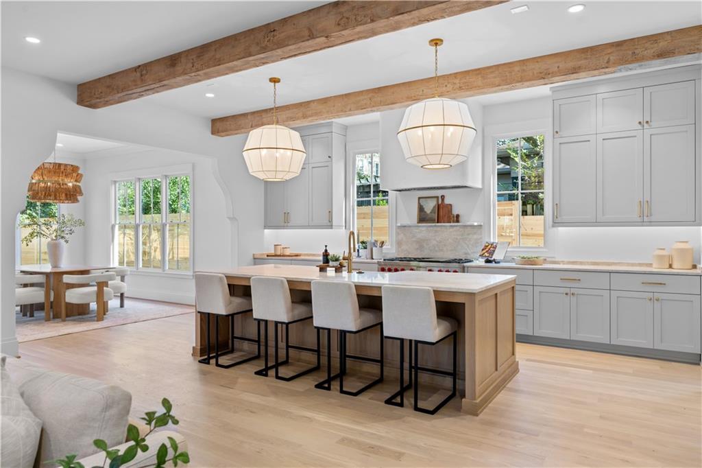 1140 Rosedale Drive NE