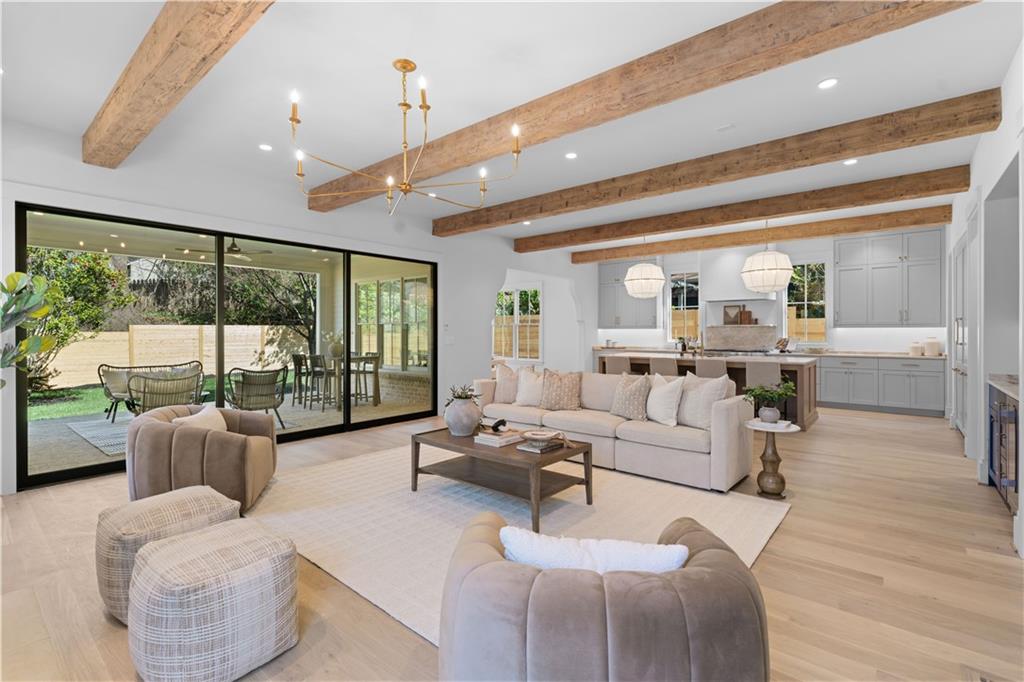 1140 Rosedale Drive NE