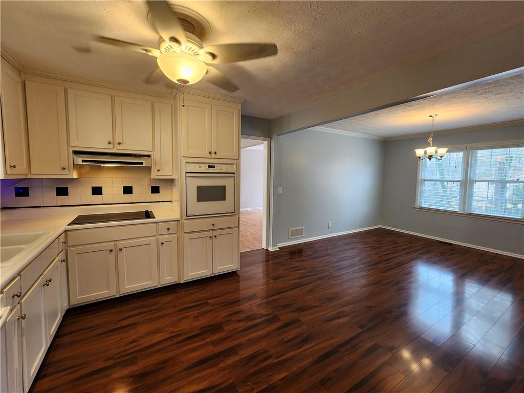 Rogers Acres - Residential Lease
