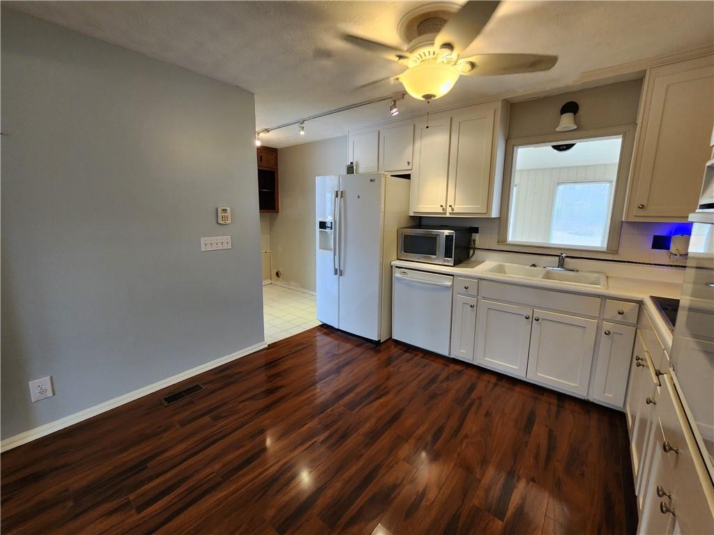 Rogers Acres - Residential Lease