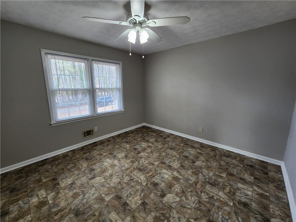 Rogers Acres - Residential Lease