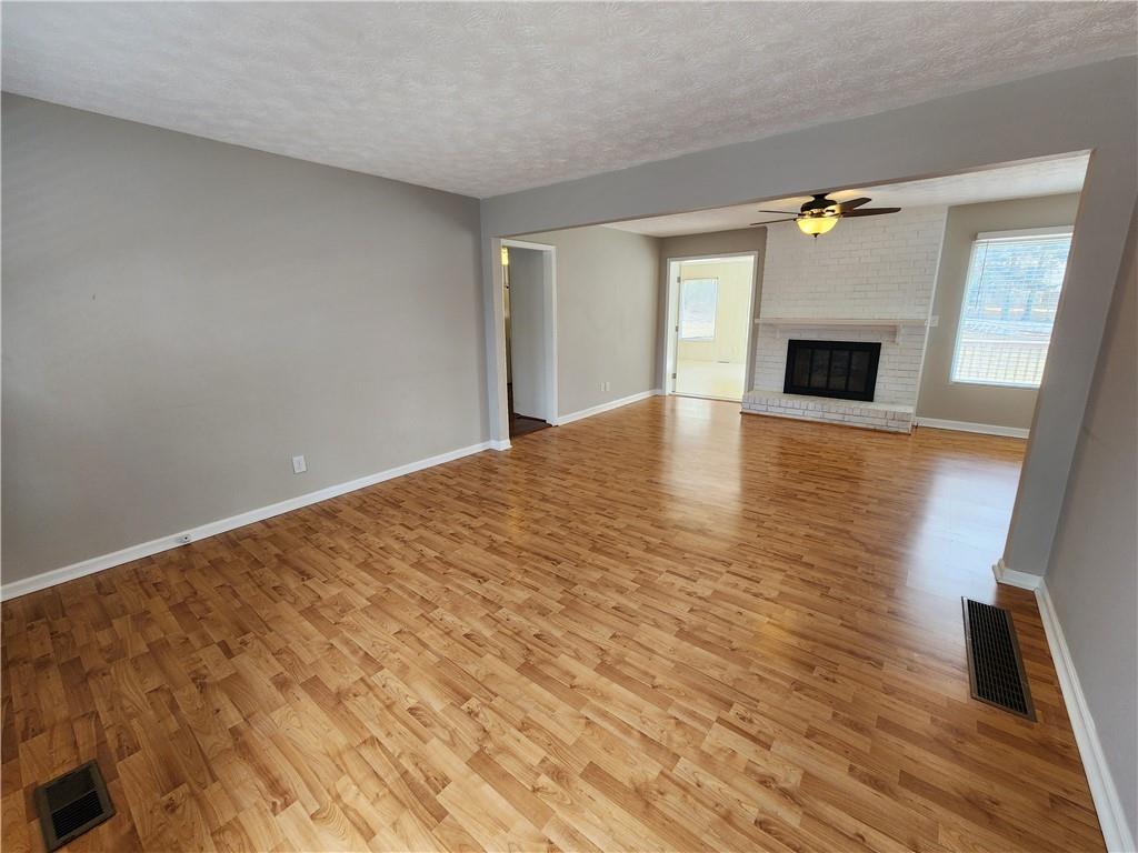 Rogers Acres - Residential Lease