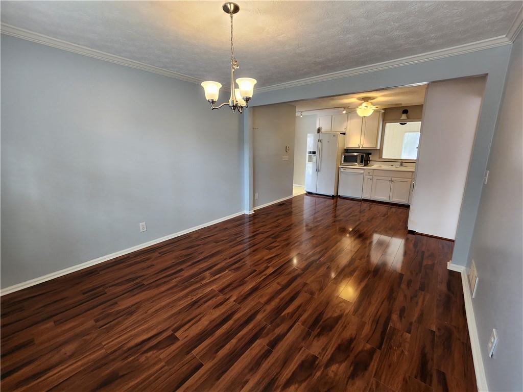 Rogers Acres - Residential Lease