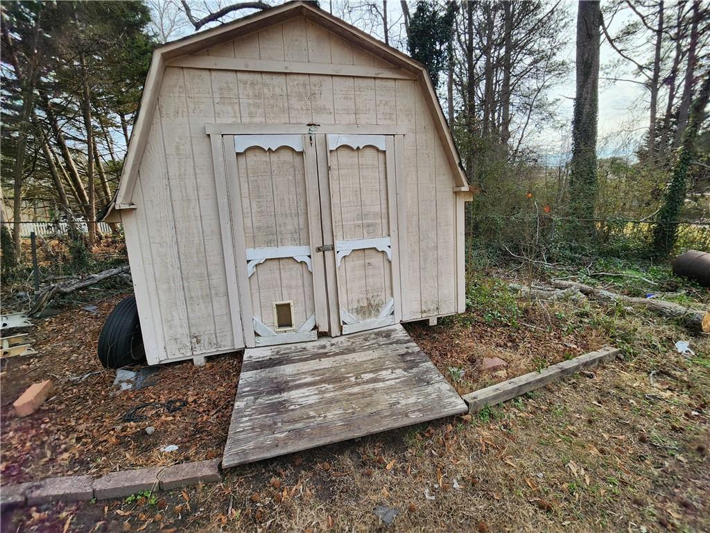Rogers Acres - Residential Lease